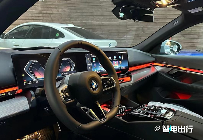 宝马全新5系实车街拍下月国产开售/比奔驰E级好看-图5