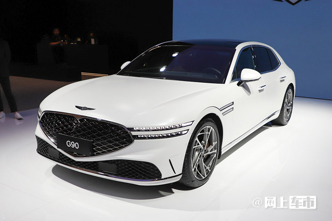 官降2.92万捷尼赛思G90售69.88万起 比奔驰S级还大-图2