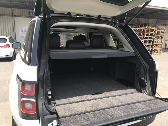 18款路虎揽胜行政 港口销量一直火爆促销-图8