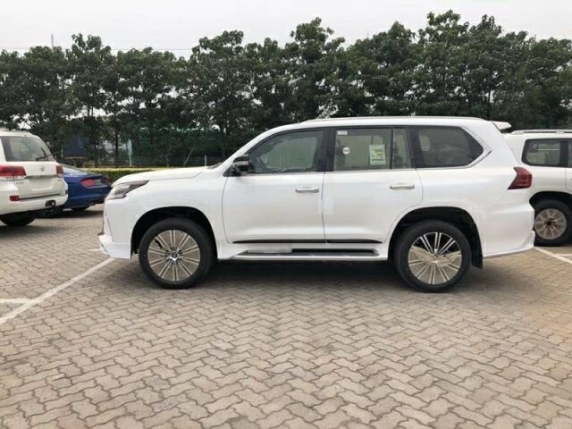 18款雷克萨斯LX570 运动限量版淡季促销-图3