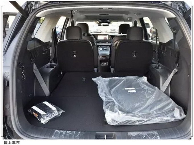 现代帕里斯帝实拍搭3.5L+8AT /2+2+3式座椅布局-图8