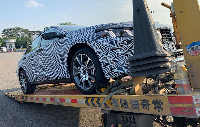 广汽传祺新轿车内饰曝光 配一体大连屏/9天后上市-图3