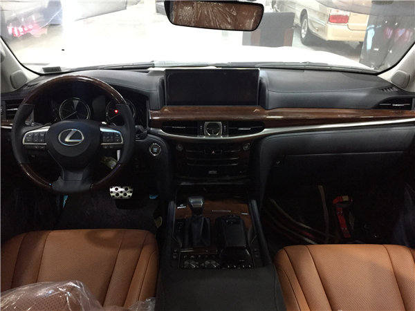 18款雷克萨斯LX570 豪华SUV北美销量第一-图7