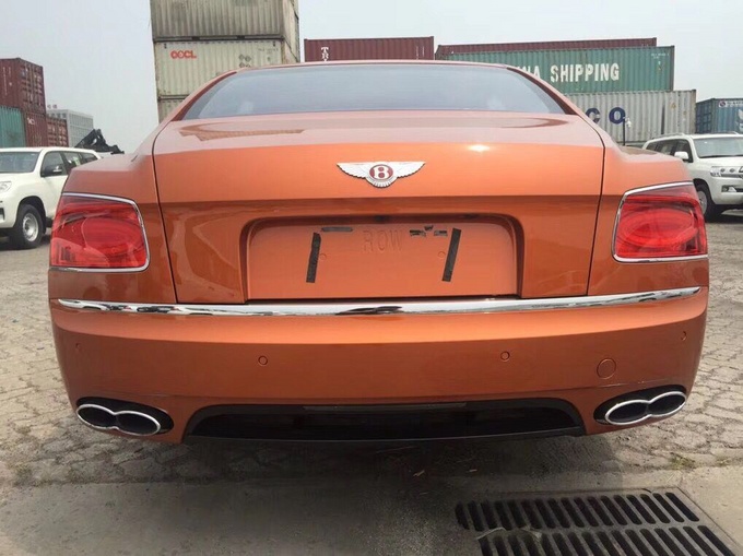 18款宾利飞驰V8S 最新降价行情福利优渥-图4