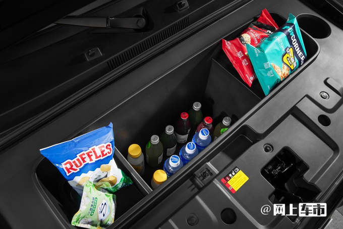 涨X元宝骏新悦也售XX-XX万 4大升级-图8