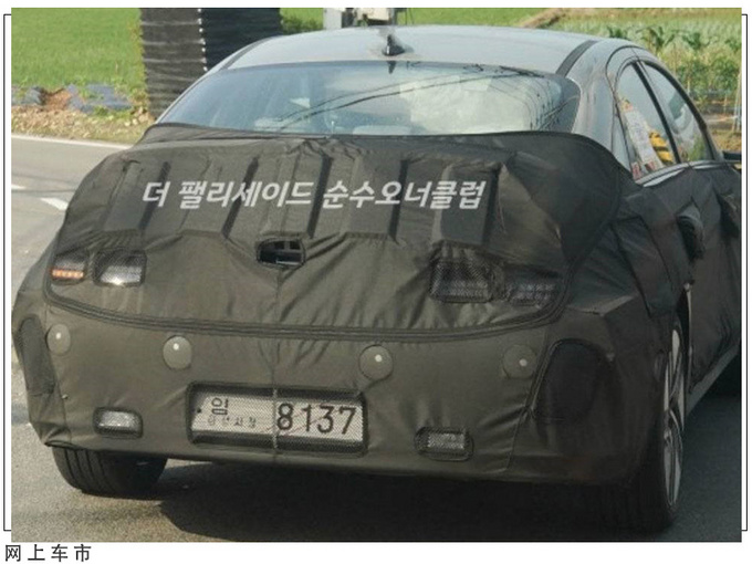 现代全新轿车内饰曝光配悬浮式双联屏/明年开售-图2