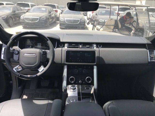 18款路虎揽胜行政版 美规汽油抗造大品牌-图4