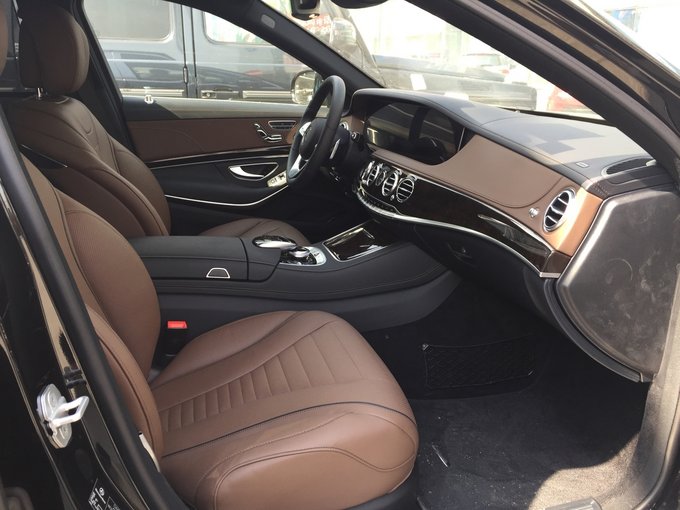 18款奔驰迈巴赫S560 四驱豪车全方位实拍-图15