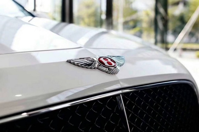18款宾利飞驰极致奢华 量身打造价格低廉-图4