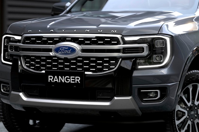 2023款福特Ranger白金版亮相3.0T柴油动力未来有望国产-图2