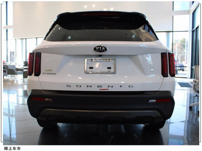 起亚索兰托运动版实拍搭2.5L引擎/灯组造型升级-图3