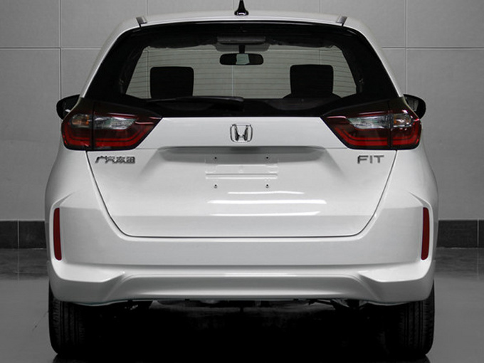 本田全新国产飞度将上市 增跨界版尺寸提升-图3