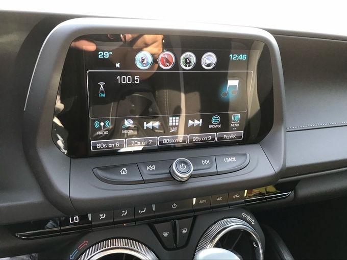 18款雪佛兰科迈罗2.0T 自动档大黄蜂巨惠-图7