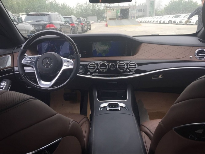 2018款迈巴赫S560 极致尊享专为领袖而生-图8