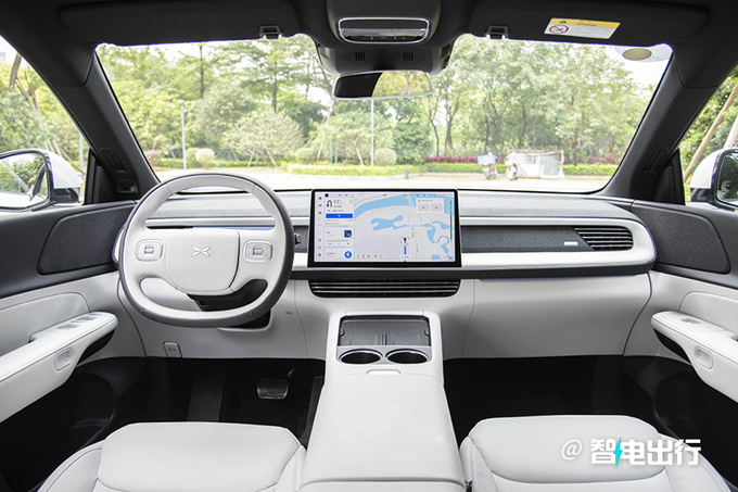 小鹏X9首发亮相比腾势D9大 全系标配后轮转向-图7