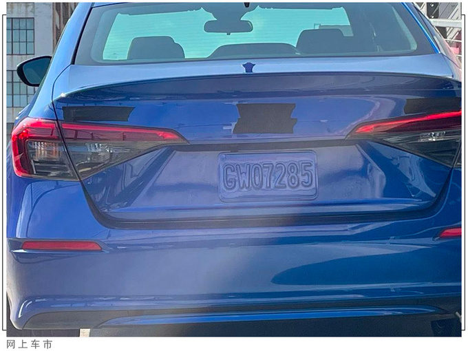 本田全新思域实车街拍搭1.5T引擎/配熏黑套件-图5