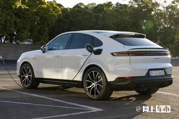 保时捷卡宴纯电版曝光尺寸加长/ Macan EV同平台打造-图2