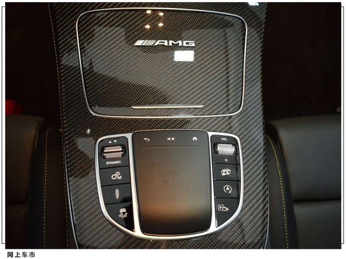梅赛德斯-AMG E63四门版实拍外观低调性能超群-图6