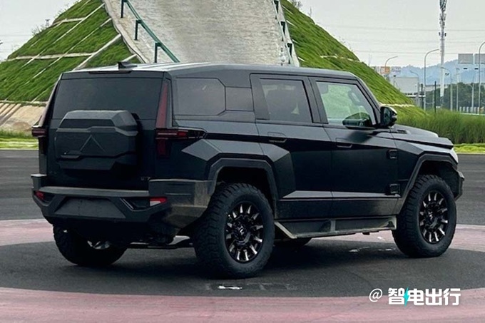 官方降价猛士917售XX.XX-XX.XX万 纯电/增程可选-图6