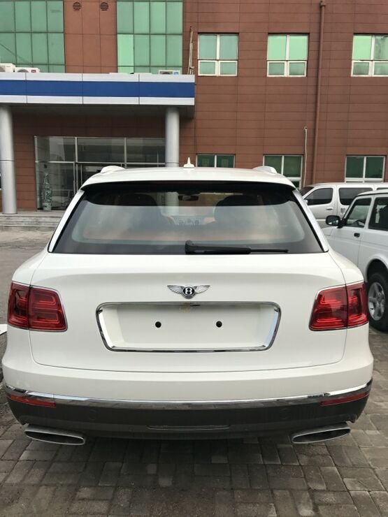 18款宾利添越进口SUV 卓越动力价格超值-图3