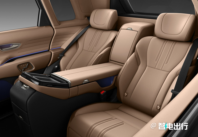 丰田全新世极到店实拍挂靠雷克萨斯旗下销售-图7