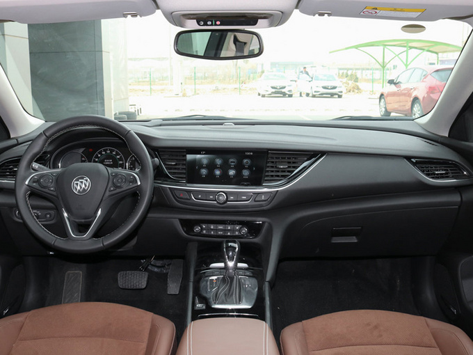 20万就能买性能运动家轿看看这三款车怎么样-图7