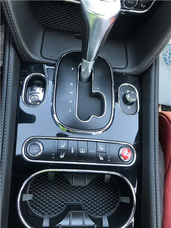 17款宾利飞驰降关税 欧规版V8S霸气十足-图6