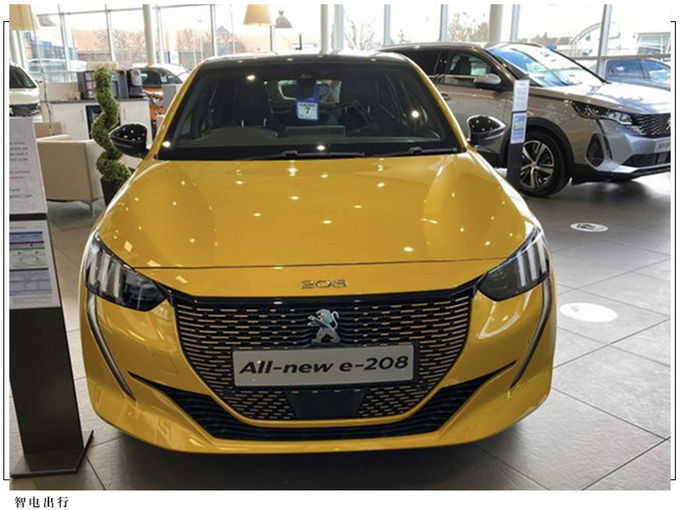 标致全新e-208进店实拍点阵式格栅/配全景天窗-图2