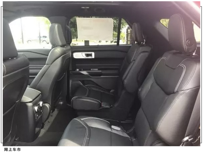 福特全新探险者实拍 搭3.0T V6/熏黑外观套件-图7