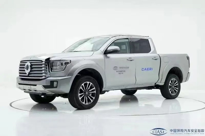 中保研碰撞测试首款皮卡长城山海炮同批次第一-图2