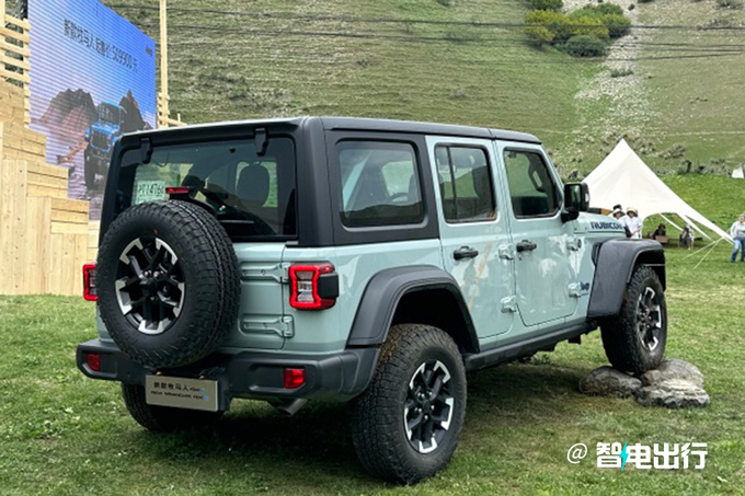 官方涨价Jeep新牧马人售50.99万起 升级大尺寸屏幕-图3