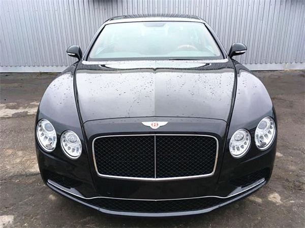 宾利飞驰V8S喜迎中秋佳节 狠惠震撼袭港-图2