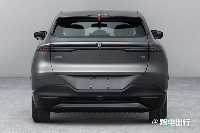 深蓝S05实拍曝光搭2种动力 轴距2米88-超宋PLUS-图6