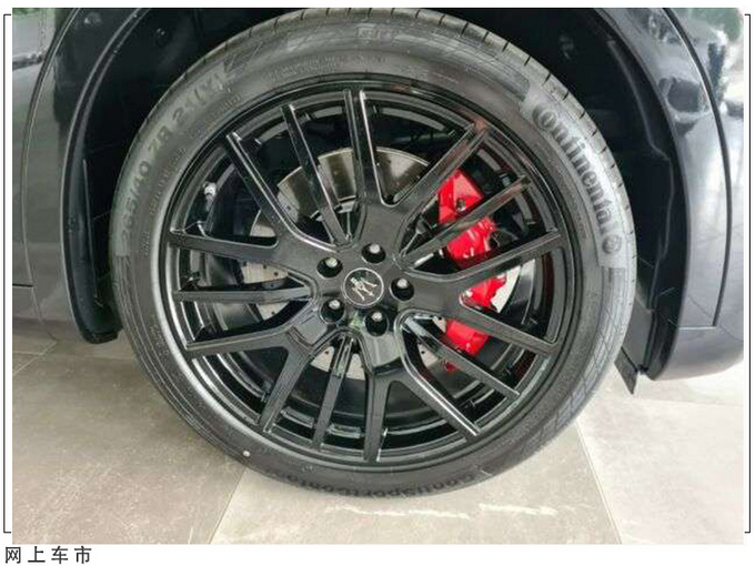 玛莎拉蒂Levante海外实拍搭3.8T V8内饰超豪华-图2