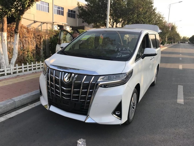 新一代19款丰田埃尔法 改款升级富丽堂皇-图2