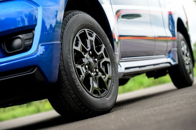 庆祝福特泰国成立25周年福特Ranger街头版上市-图3