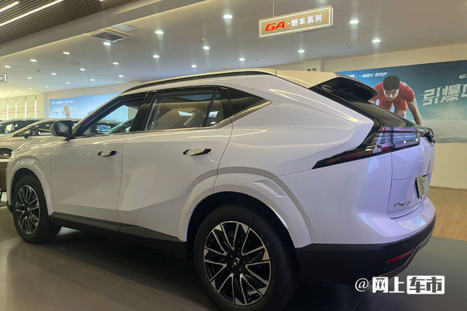傳祺4S店GS4 MAX十天后上市預訂價11.8萬起-圖3