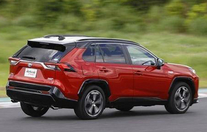 丰田RAV4新车型曝光动力超途观L插混 13天后亮相-图3