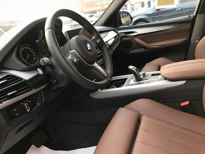 2018款宝马X5M价格 超有运动范引领潮流-图8