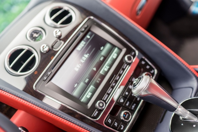 18款宾利飞驰V8S全国报价 限量出售清仓-图8