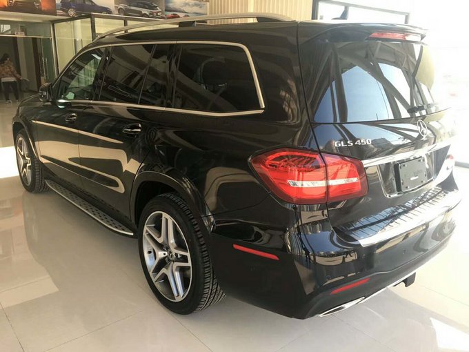 18款奔驰GLS450 加版SUV优雅与性能并重-图4