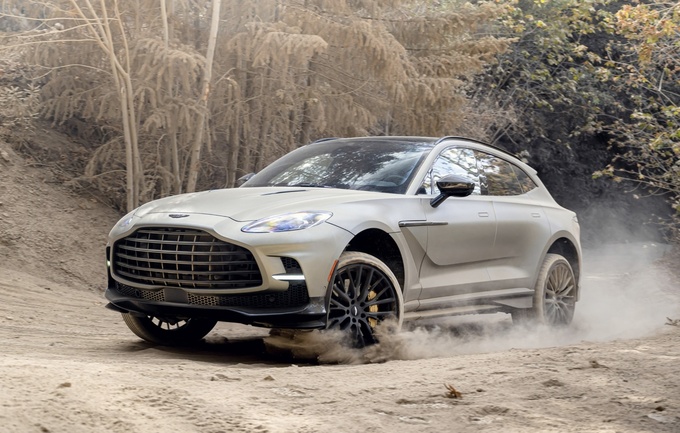 十款起售价超百万的豪华SUV有钱任性贵就完了-图11