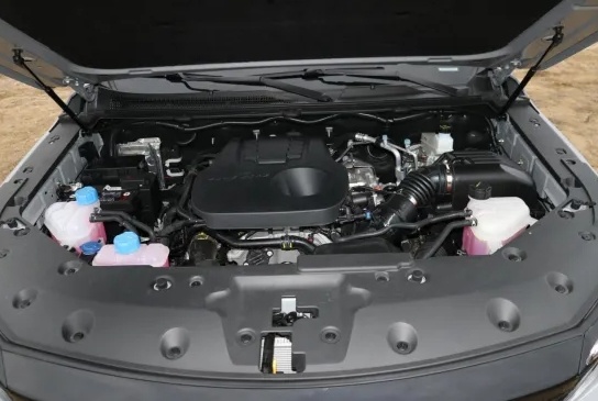 十大顶尖设计与配置长安猎手树立新能源皮卡标杆-图5