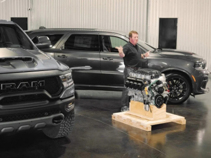 道奇杜兰戈SRT改装版搭V8引擎/马力超1000匹-图2