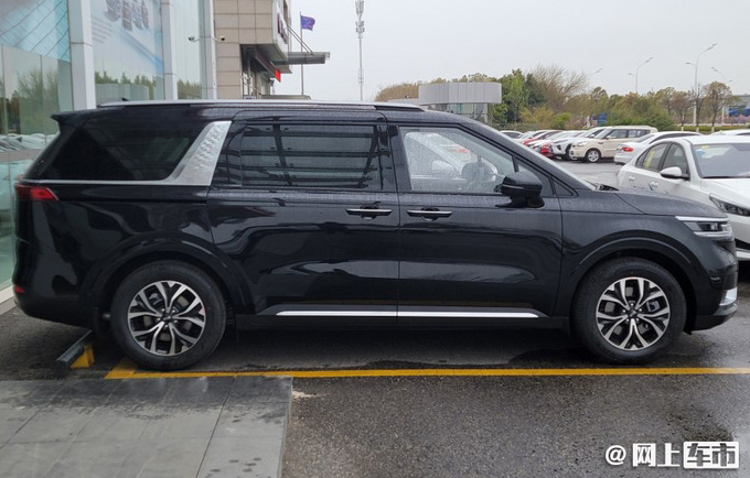 起亚国产新嘉华到店实拍或25万起售 9天后发布-图2