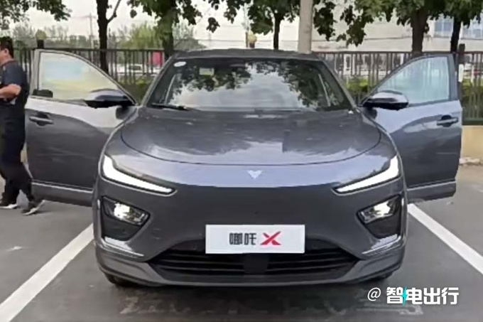 哪吒X即將上市純電續(xù)航501km 預(yù)計售10.88萬起-圖4