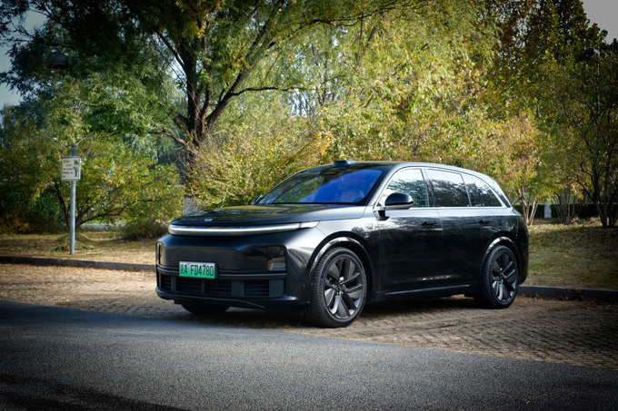 《豪华180》理想L7「冰箱彩电大沙发」存在即合理-图6