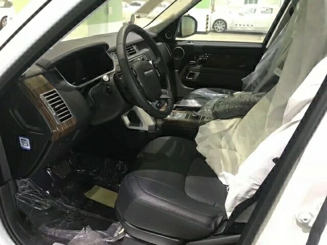 18款路虎揽胜爆款中东 潮流SUV一降到底-图5