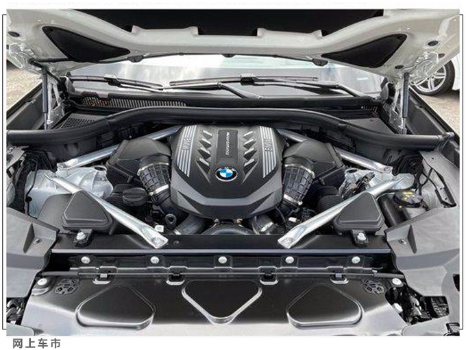 宝马新款X5海外到店实拍搭4.4T/明年即将国产-图4