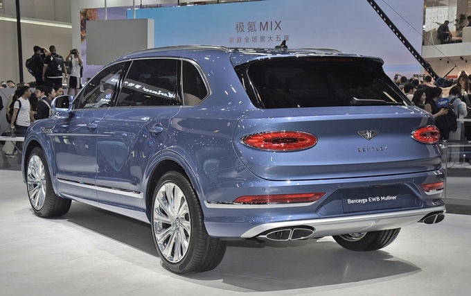 2024粤港澳车展宾利Batur车型首度于华南公开亮相-图9